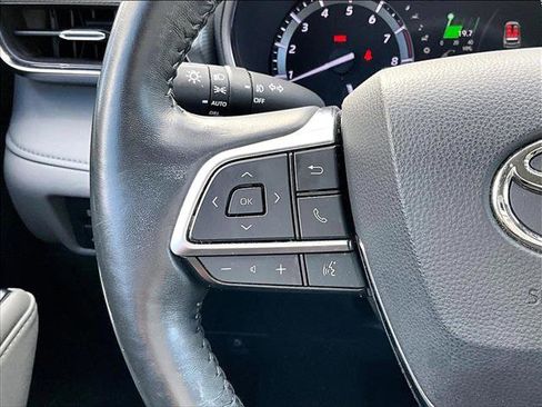 Used 2021 Toyota Highlander Platinum image 20