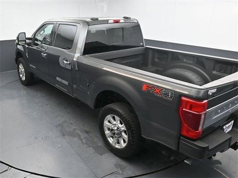 Used 2020 Ford F350 Platinum w/ FX4 Off-Road Package image 25