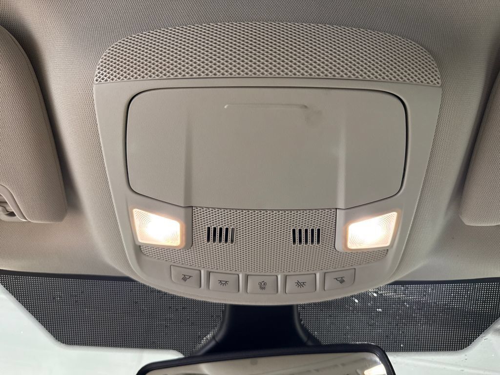 Used 2024 Ford Edge SEL AWD/4WD image 19