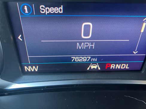 Used 2021 Chevrolet Equinox LT AWD/4WD image 16