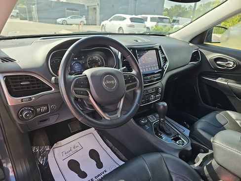 Used 2019 Jeep Cherokee Limited AWD/4WD image 20