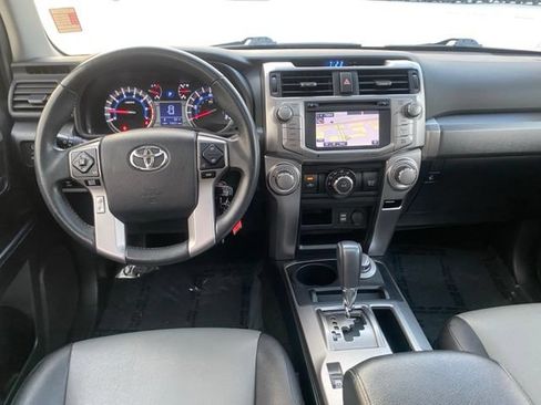 Used 2018 Toyota 4Runner SR5 Premium AWD/4WD image 12