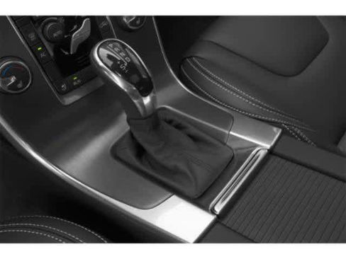 Used 2015 Volvo S60 T5 Premier image 11