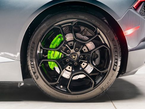 Used 2018 Lamborghini Huracan LP 580-2 image 31