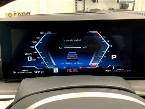 Used 2025 BMW X5 M60i w/ Executive Package image 19