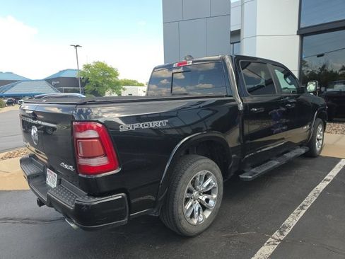 Used 2020 RAM 1500 Laramie w/ Sport Appearance Package AWD/4WD image 4