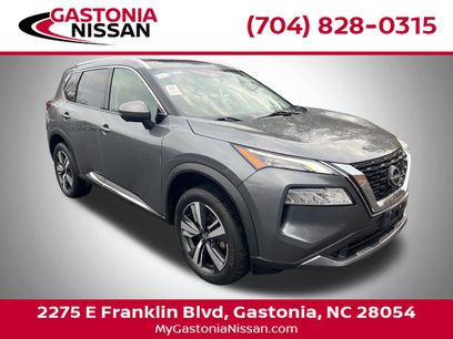 Used 2023 Nissan Rogue SL