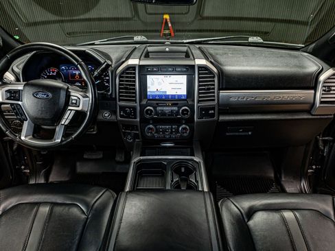 Used 2020 Ford F350 Platinum image 18