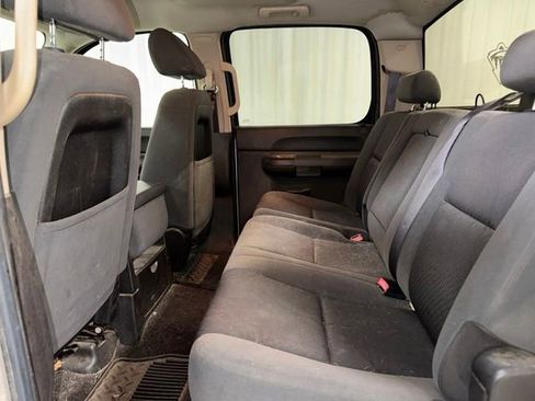 Used 2009 Chevrolet Silverado 1500 LT w/ Power Pack Plus AWD/4WD image 17