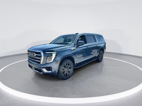 New 2026 GMC Yukon XL Elevation w/ LPO, Floor Liner Package image 4