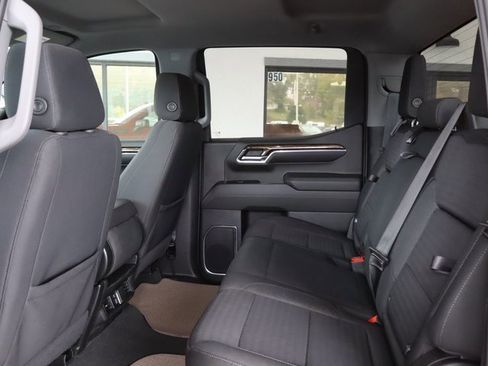 Used 2022 GMC Sierra 1500 Elevation image 36