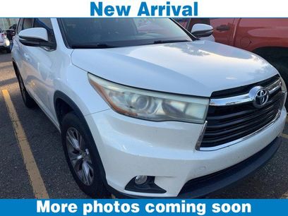Used 2015 Toyota Highlander LE