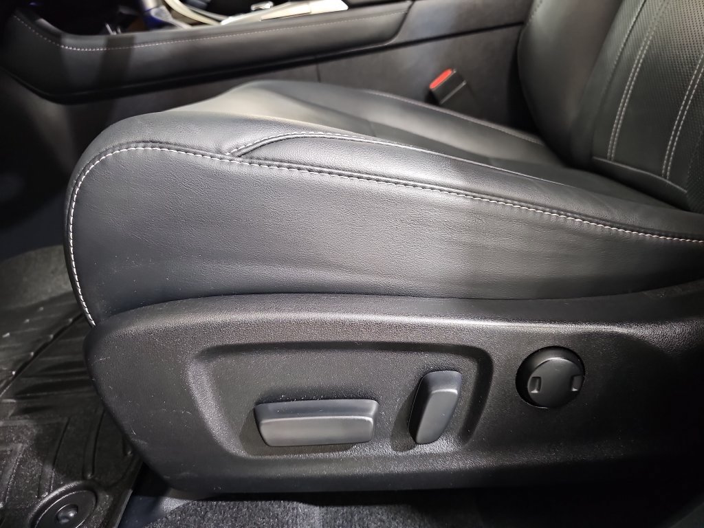 Used 2019 Lexus RX 350 AWD w/ Navigation Package image 31
