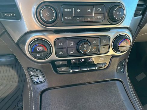 Used 2016 Chevrolet Suburban LTZ image 33