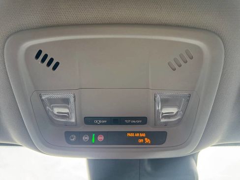 Used 2023 Chevrolet Malibu LT image 13