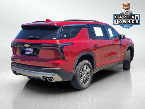 Used 2025 Chevrolet Traverse LT AWD/4WD image 4