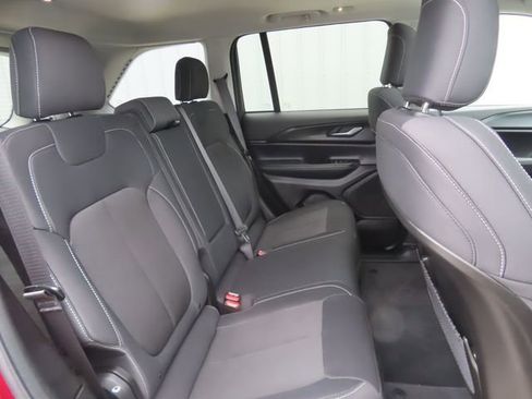 Used 2023 Jeep Grand Cherokee Laredo w/ Luxury Tech Group I image 29