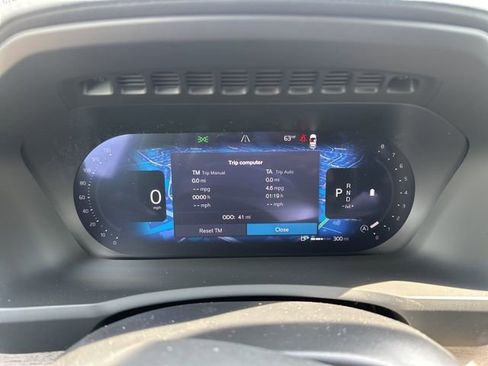 New 2026 Volvo XC90 B5 Core w/ Protection Package image 17