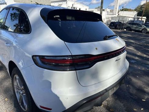 Used 2024 Porsche Macan image 9