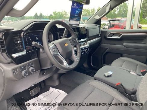 Used 2026 Chevrolet Silverado 1500 LT AWD/4WD image 12