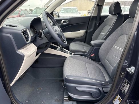 New 2026 Hyundai Venue SEL image 11