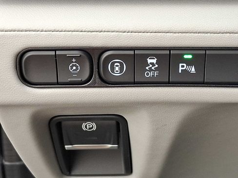 Certified 2026 Acura MDX w/ Technology Package AWD/4WD image 26