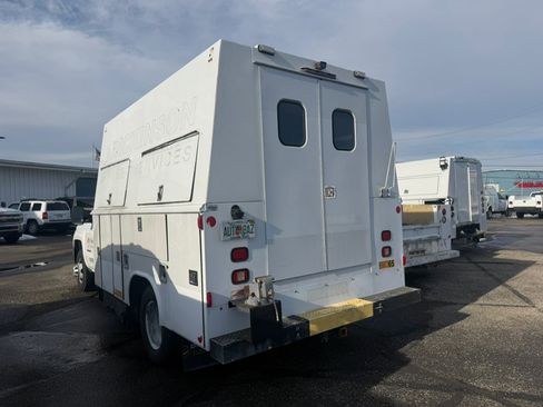 Used 2015 Chevrolet Silverado 3500 W/T image 3