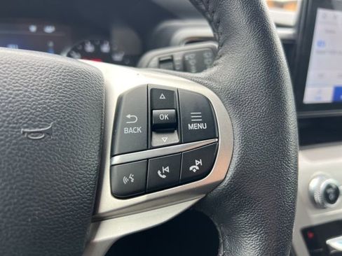 Certified 2024 Ford Explorer XLT w/ Equipment Group 202A image 10