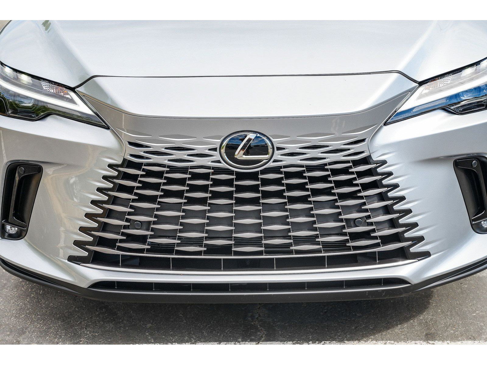 Used 2024 Lexus RX 350 AWD w/ Technology Package image 7