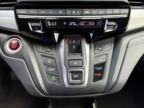 Used 2025 Honda Odyssey EX-L image 21