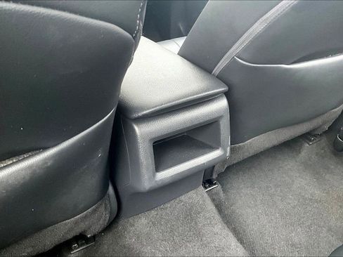 Used 2023 Toyota Camry SE FWD image 11