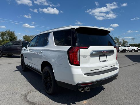 Used 2023 GMC Yukon Denali image 4