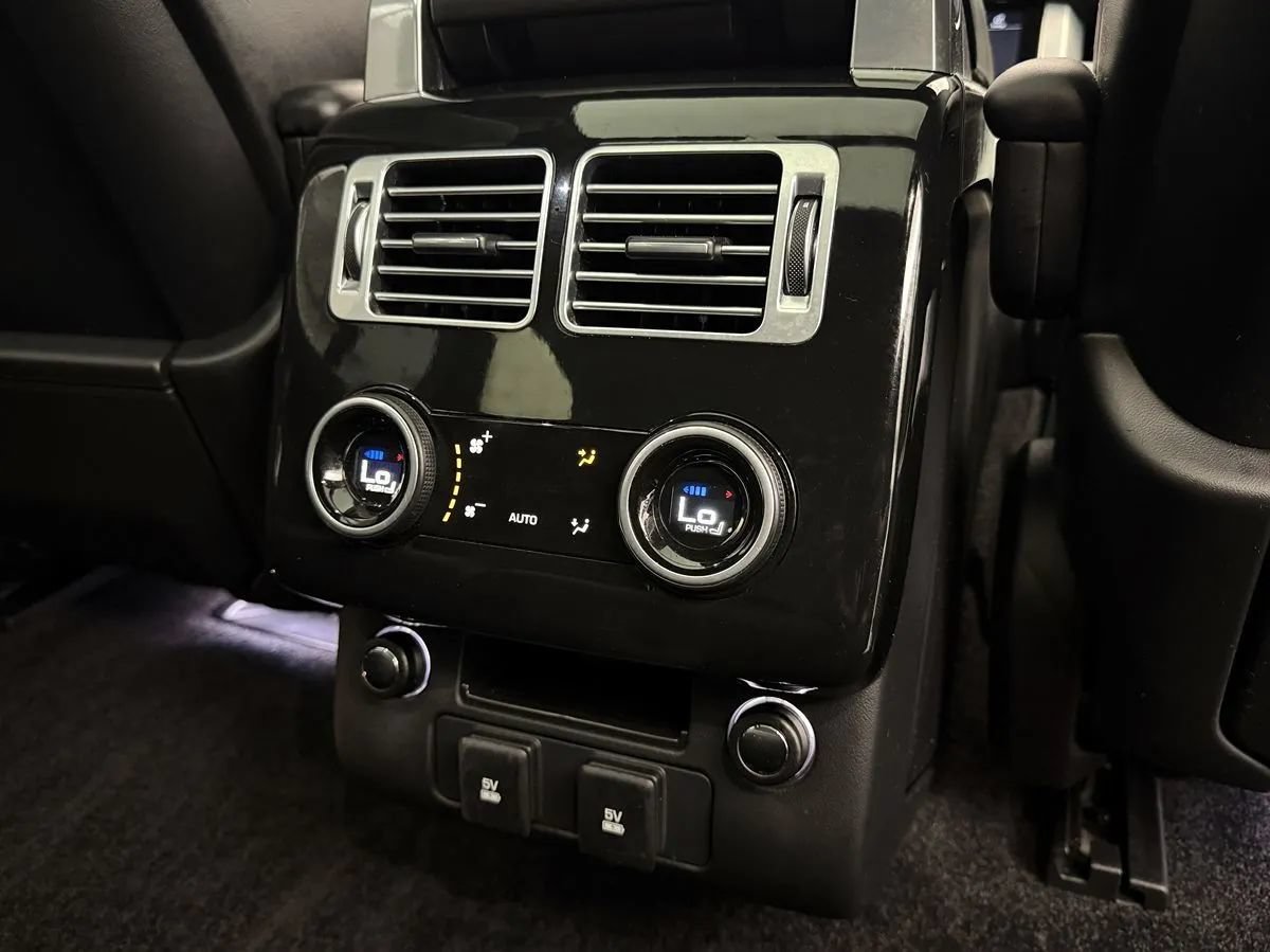 Used 2020 Land Rover Range Rover HSE AWD/4WD image 39