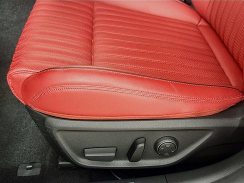Used 2023 Genesis G70 2.0T w/ Sport Prestige Package AWD/4WD image 16