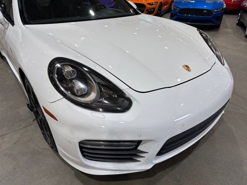 Used 2015 Porsche Panamera GTS image 32
