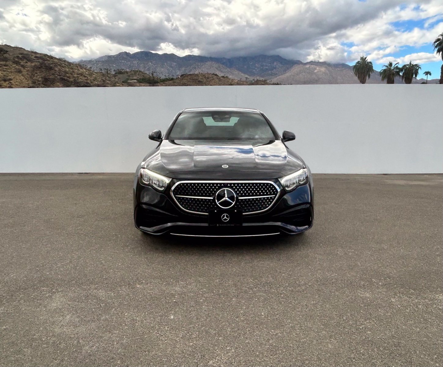 Used 2025 Mercedes-Benz E 450 4MATIC Sedan image 2