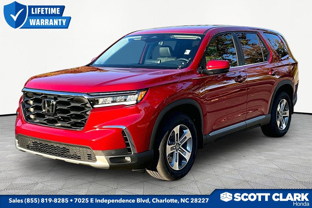 Used 2025 Honda Pilot EX-L image 3