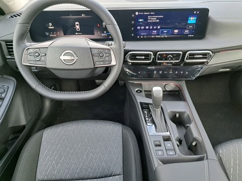 Used 2026 Nissan Sentra SV w/ SV Convenience Package FWD image 20