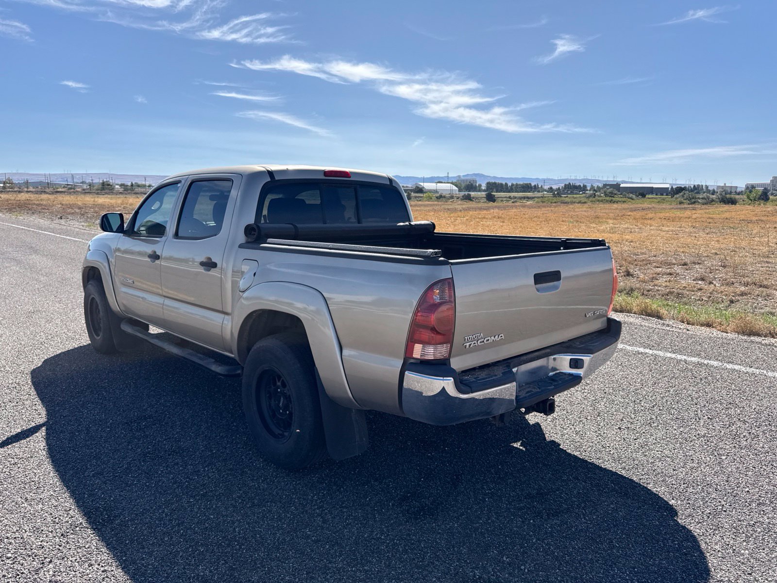 Used 2005 Toyota Tacoma 4x4 Double Cab w/ SR5 Pkg #8 image 5