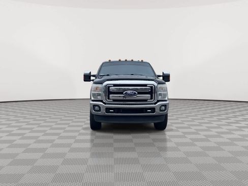 Used 2011 Ford F250 Lariat w/ Lariat Ultimate Pkg image 3