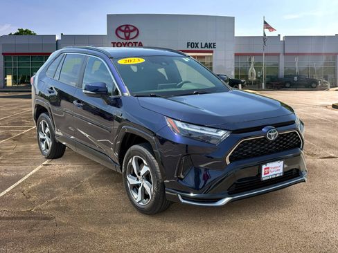 Used 2023 Toyota RAV4 SE w/ Weather & Moonroof Package AWD/4WD image 7