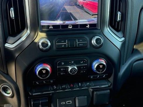 Used 2021 GMC Sierra 1500 AT4 AWD/4WD image 15