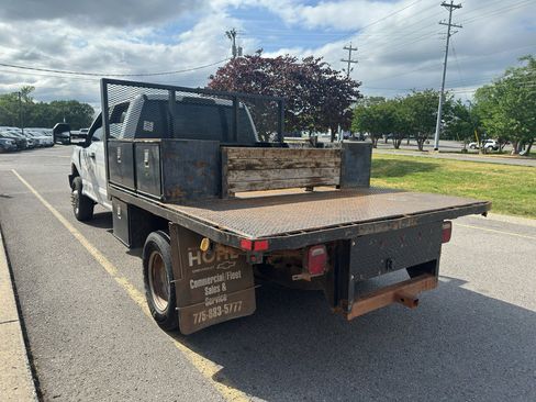 Used 2019 Ford F350 XL w/ Power Equipment Group AWD/4WD image 6
