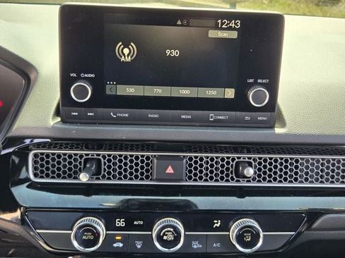 Used 2025 Honda Civic Sport image 22