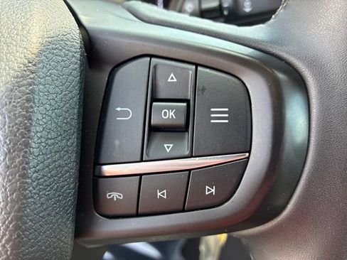 Used 2025 Ford Ranger XLT w/ Chrome Accent Package AWD/4WD image 32