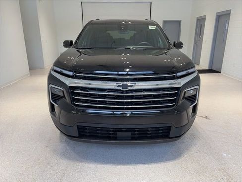 New 2026 Chevrolet Traverse LT w/ Sun and Wheel Package image 2