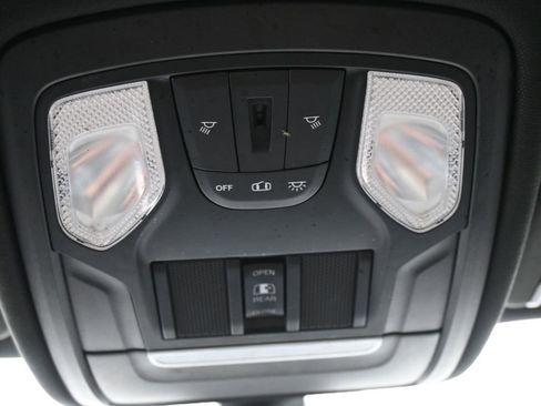 Used 2020 RAM 1500 Big Horn image 30