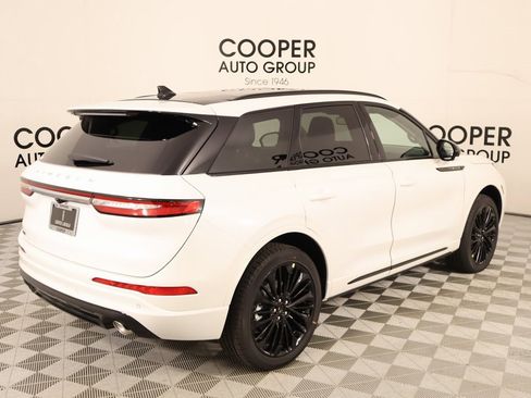 New 2025 Lincoln Corsair Grand Touring w/ Jet Appearance Package image 22