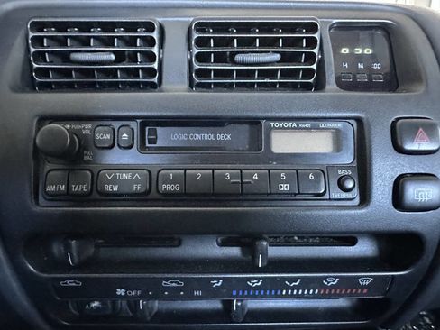 Used 1995 Toyota Corolla DX image 26