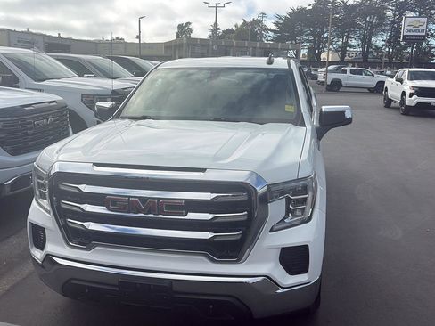 Used 2019 GMC Sierra 1500 SLE w/ SLE Value Package AWD/4WD image 2